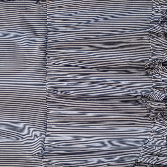 J.Crew stunning  Tiered popover dress - Picture 6 of 14